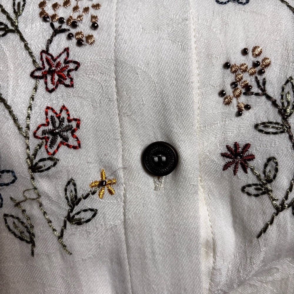 Alfred Dunner Cream Floral Embroidered Button Down Shirt - Picture 6 of 8